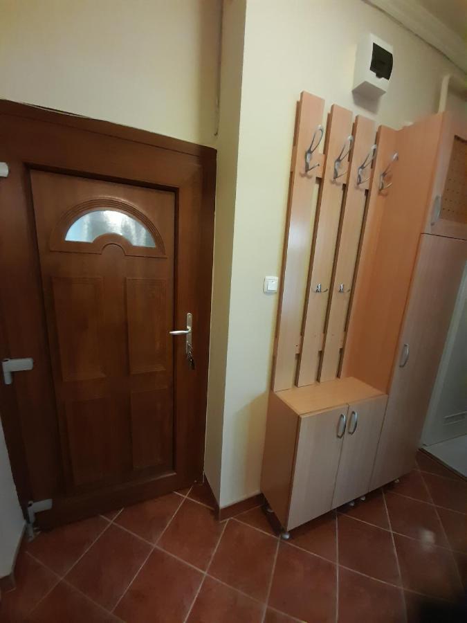 Zoeld Sziget Apartmanlakas เอ็กเกอร์ ภายนอก รูปภาพ