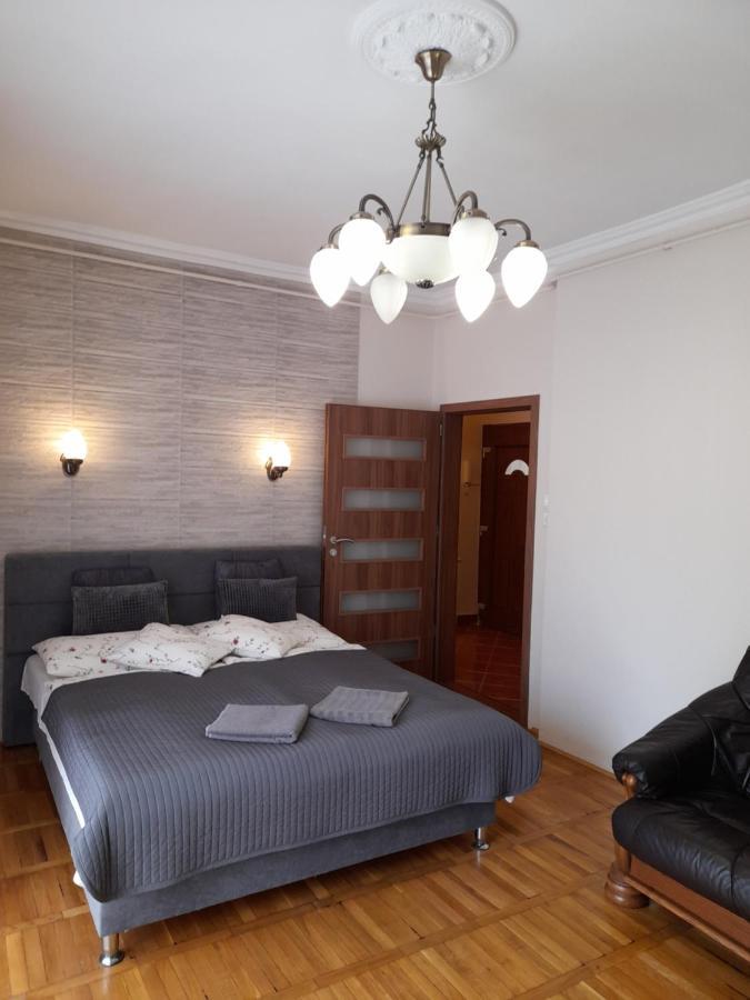 Zoeld Sziget Apartmanlakas เอ็กเกอร์ ภายนอก รูปภาพ