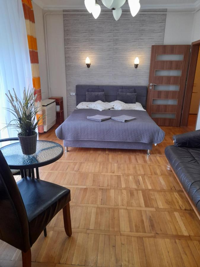 Zoeld Sziget Apartmanlakas เอ็กเกอร์ ภายนอก รูปภาพ
